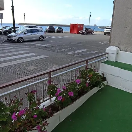 Ensan Ciprian Casa En 1ª Linea De Playa Holiday home San Ciprian (Galicia)